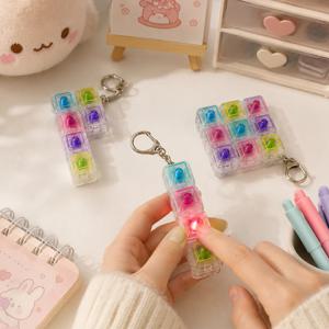 LED 불빛 DIY 블럭 딸깍이 키링 키캡 키보드 클릭터 클리커 피젯토이 열쇠고리