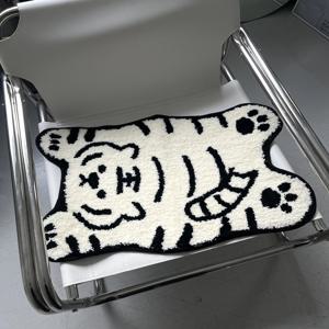 크림 호랑이 소프트 발매트