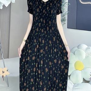 TEMU 플러스 사이즈 주름 쉬폰 원피스, 장미 프린트가 있는 새로운 패셔너블한 하이엔드 스타일, 허리를 조이는 디자인, 복부 보정, 나이를 年轻하게 보이게 하는 터치의 플러스 사이즈 몸매 비침 원피스