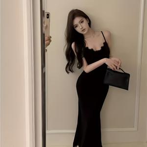리치풍 여성용 블랙 레이스 멜빵 원피스 프렌치 고급스러운 기품의 슬림한 힙슬림 롱 스커트