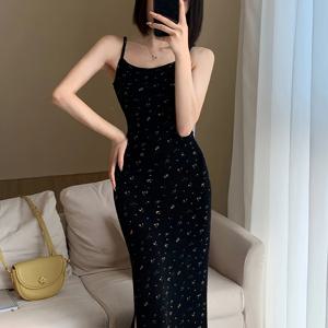 TEMU 여성 잔꽃 플라워 나시 롱 원피스 슬림핏 바디콘 섹시 옆트임 몸매보정 날씬해보이는 슬립 원피스 민소매 바캉스룩 데이트룩 꾸안꾸 블랙