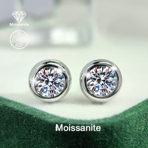TEMU 925 실버 1카트 화이트 모이사나이트 여성용 스터드 귀걸이, 라이트 럭셔리, 다용도 귀걸이, 여성 , 발렌타인데이, 크리스마스, 할로윈, 새해 선물, 휴가 파티, 결혼식, 브라이덜 여성 귀걸이 주얼리