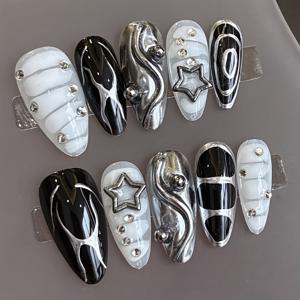 TEMU 10개 재사용 가능한 스틸레토 프레스온 네일, 3D 웨이브, 은색 별, 라인스톤 포함, 엣지시 사이버펑크 스타일. 사이버펑크 블랙 화이트 은색 프레스온 네일 롱 스틸레토 별 라인스톤 인조 네일 3D 웨이브 네일 아트 세트 (짧은 설명)