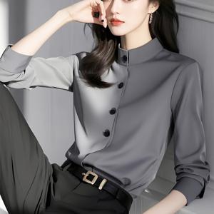 여성 차이나카라 블라우스 셔츠 오피스룩 출근룩 하객룩 배색단추 포인트 슬림핏 실크라이크 찰랑거리는 구김없는 봄 가을 긴팔 그레이