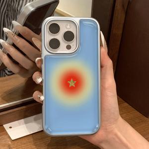 TEMU 휴대폰 케이스: 라이트 블루 그라데이션 헤일로 레드 스타 패턴 케이스, 아이폰 17 Pro Max/16 Pro/15/14/13/P12/P11/P121 호환, 낙하 방지, 심플하고 창의적인, 고급스러운 전기도금 에폭시 수지 보호 커버, 휴일 선물, 다양한 상황에 적합