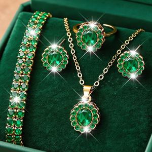 TEMU 여성을 위한 5pcs 스파클링 크리에이티브 주얼리 세트 (목걸이, 귀걸이, 팔찌, 반지 포함). 우아하고 미니멀한 스타일로, 데일리룩에 완벽하며 파티에 다용도로 사용 가능하며 선물용으로도 이상적입니다.