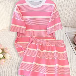 TEMU 2pcs 패셔너블하고 트렌디한 여름 여아 세트, 핑크 & 화이트 반팔 티셔츠 + 매칭 프린트 캐주얼 반바지, 데일리 이지 편안한 캐주얼 소프트 다용도 젊은 에너지 옷, 야외용