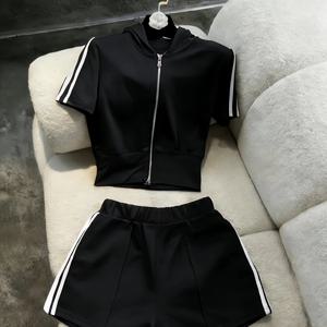 TEMU 올 시즌 바지 세트, 반팔 지퍼업 재킷과 반바지, Y2K, 캐주얼 엘레강스, 외출, 통근, 집, 휴가, 데이트에 적합, 여성 의류
