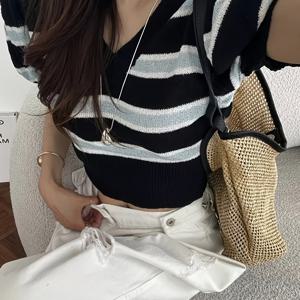 TEMU 큰 버블 반팔 V넥 목선 수정, 짧은 허리 디자인, 허리 라인 올림, 텍스처로 통기성 좋고 슬림하고 얇음, 숄더 패드 포함. 여성용 다용도 탑