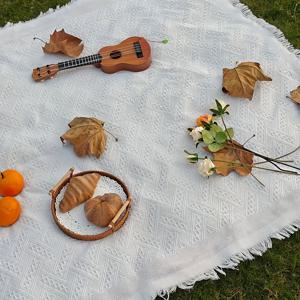 TEMU 야외용 담요, 피크닉 담요, 소형 담요, 화이트 체크무늬 가정용 침대 담요, 소파 커버, 캠핑 담요, 텐트 매트, 보온 담요, 찢어짐 방지 가정용 레저 담요, 소파 커버, 식탁보, 벽걸이용 - 식품과의 직접 접촉용이 아닙니다. 식품과의 직접 접촉 금지