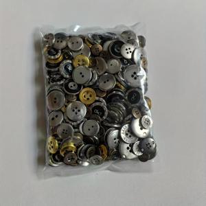TEMU 333개 풀사이즈 혼합 메탈 컬러 원형 수제 버튼, 0.9Cm-2.5Cm, 풍부한 스타일과 랜덤 색상, 브랜드 뉴 전기 도금 버튼 믹스, 밝은 색상, 수제 창작, 공예 생산 및 접착, 의류 셔츠 및 코트 재봉에 적합
