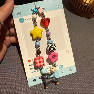 TEMU 트렌디한 인스타 스타일 다치쉐운드 폰 스트랩, 노란색 별 스마일리 비드 장식, 애완동물 애호가에게 완벽하며 휴일 선물로도 좋습니다.