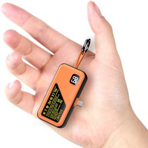 TEMU EGUDBET 5000mAh 초소형 107g 경량 휴대용 보조배터리, 12W 고속 충전을 지원하며, 접이식 USB-C 출력과 USB-C 케이블 출력을 제공합니다. iPhone 17/16/15, 삼성 갤럭시 S20-25 시스템 및 iPad Pro/Air 사용에 매우 적합하며, 휴대용 필수 비상 전원으로 사용할 수 있습니다
