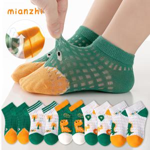 TEMU 5켤레 MIANZHI 양말 만화 영어 녹색 공룡 패턴 남아 여아 아기 트렌디 다용도 메시 통기성 미드 카프 양말, 데일리룩에 적합