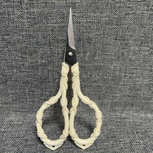 TEMU 1개, 빈티지 스타일 자수 및 십자수용 바느질 가위, 원단 재단 및 바느질에 이상적, 웨딩 공예 및 기타 예술 프로젝트에 적합
