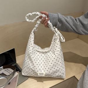 TEMU 여성용 화이트 폴카 도트 러치 스트랩 토트백, 트렌디 캐주얼 대용량 숄더 핸드백, 데일리 외출, 직장 및 여행에 완벽한 다기능 크로스바디 백
