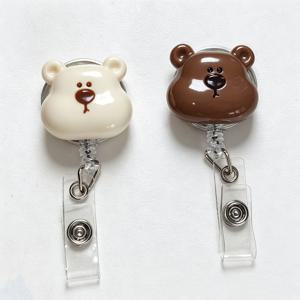 TEMU 2D 만화 동물 의사 간호사 교사 배지 릴 클립 2개, 간편한 당김 버클이 있는 수납식 ID 배지 홀더, 의료 역할 수납식 랜야드, 사무용품 액세서리, 커플 스타일, 절친 선물, 학생증 배지 클립, 직원명패 분실 방지 클립, ID 카드 랜야드 클립