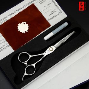 TEMU 아티산 440C 스틸 전문가용 이발 가위 - 고급 공예, 나노미터 수준의 날카로움, 수작업 연마 베어링, 날카롭고 내구성 강한 헤어디자이너를 위한 특별 설계 가위 ( 패키징)