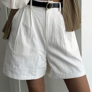 여성 솔리드 플리츠 포켓 캐주얼 올매치 데일리 반바지 (벨트 없음), 휴대폰 및 열쇠 포켓이 있는 패셔너블한 다용도 반바지, 모든 계절에 적합, 사무실 통근, 홈웨어, 데이트, 파티, 스타일 트라우저, 세탁기 사용 가능