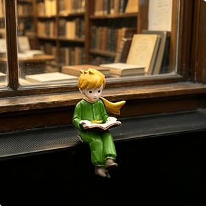 TEMU 어린 왕자 피규어 - 상징적인 어린 왕자 자동차 장식품 & 책장 장식, 자동차 대시보드, 침실 선반에 적합한 조각상, 생일 선물용 & 향수를 불러일으키는 수집품 또는 차량 장식용