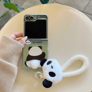 TEMU 휴대폰 케이스 - 귀여운 판다 테마 접이식 휴대폰 케이스, 귀여운 판다 팔찌 포함, 삼성 갤럭시 Z 플립 3, 4, 5, 6, 7 호환. 재미있는 액세서리, 튼튼한 쉘, 편안한 추가 장치, 플립 폰 액세서리