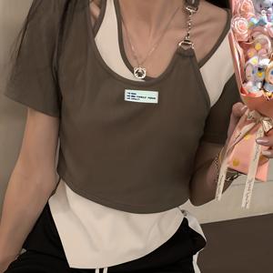 여성용 짧고 불규칙한 컬러 블록 인조 투피스 홀터넥 핏 반팔 티셔츠