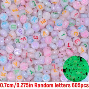 TEMU 605개 7mm 아크릴 랜덤 색상 야광 글자 비즈, 주얼리 제작 팔찌 목걸이 재료