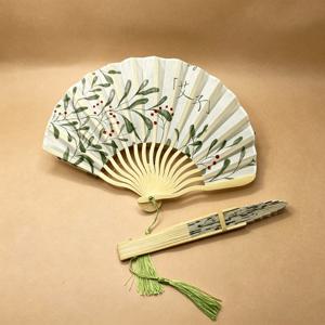 TEMU 패브릭 중국식 대나무 접이식 부채 1/4개 - 휴대용 술 손잡이 선풍기, 여성용, 한푸 액세서리용 레트로 꽃무늬, 코스프레, 결혼식, 파티, 사진 소품, 문화 수집가를 위한 전통 공예품 선물