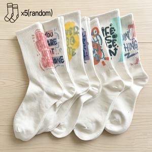 TEMU 랜덤 색상 5켤레 사계절 여성용 패셔너블하고 시원한 한국 스타일 고급스러운 화이트 레터링 종아리 중간 기장 양말