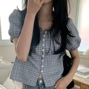 C-1008996 크롭 스퀘어넥 반팔 퍼프 체크 블라우스