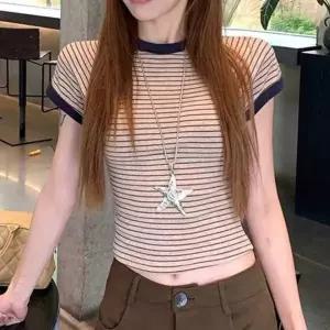여자 티셔츠 반팔 크롭티 단가라 라운드넥 배색 캡소매