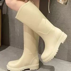 [하프클럽/]가벼운 장화 키높이 부츠 비오는날 미들 통굽 패션