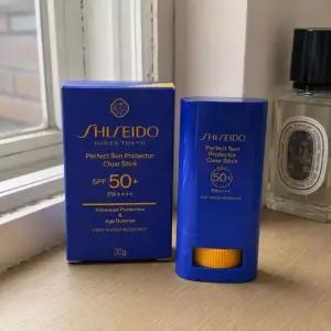 [백화점상품] NEW 시세이도 파란자차 선스틱 UV 프로텍터 클리어 썬스틱 20g (SPF+)