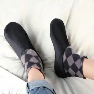[브이와이][VCMT8WK1]논스립 발열덧신 실내 양말 층간소음 방지 덧신