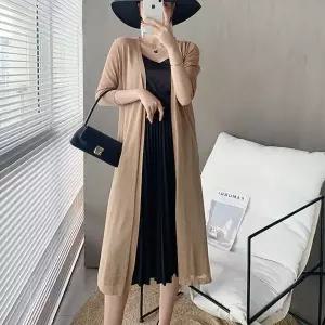 가디건 여성 간절기 일상 가벼운 가디건