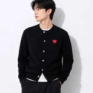 [꼼데가르송] 공용 하트 와펜 가디건 블랙 AX N007 051 1 157550113