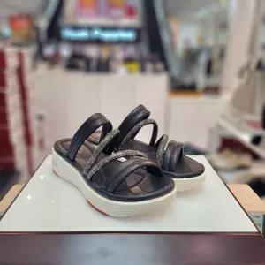 여성 발 편한경량 4cm 컴포트 웨지힐 스트랩 슬리퍼 3f26035-11CA 794783