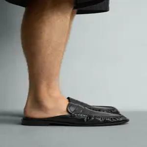 [매장정품] ZARA 셔링 백리스 로퍼 - 블랙 2681/820/800