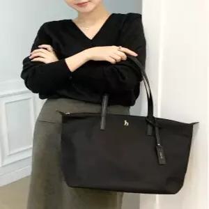 헤지스 액세서리 25FW [선물추천][SAVER] 블랙 나일론 퍼피로고 탑지퍼 나일론 쇼퍼백 L HIBA5FE88BK