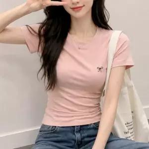 반팔티셔츠 여성 슬림핏 라운드넥 면티 리본 자수 미니