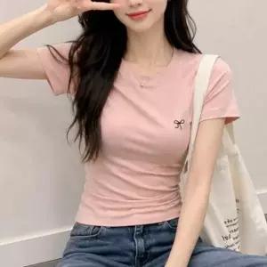 [콩심팥심]반팔티셔츠 여성 슬림핏 라운드넥 면티 리본 자수 미니