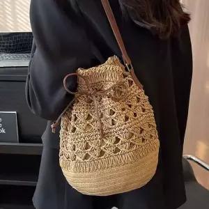데일리 라탄 복조리백 숄더백 끈조절 크로스백 버킷백 백팩