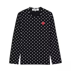 (꼼데가르송) SS26 공용 하트 와펜 도트 티셔츠 AZ T166 051 BLACK WHITE