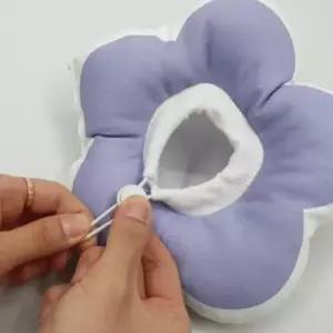 꽃피는 강아지 강아지목 고양이 쿠션 넥카라 퍼플 깔대기 S