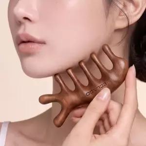 에끌라두 샌달우드 빗괄사