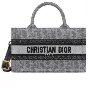 디올 MUST IT_디올 Dior Book Tote 미니 백 S5573CEYC_M90E