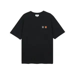 [메종키츠네]메종키츠네 남성 더블 폭스 헤드 컴포트 티셔츠 블랙 OM011CFKJ7025-P190