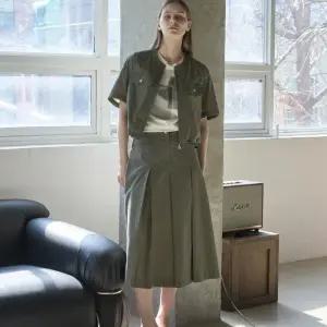 [올리비아로렌]데일리큐롯반바지 VVCDL5M4361_GN