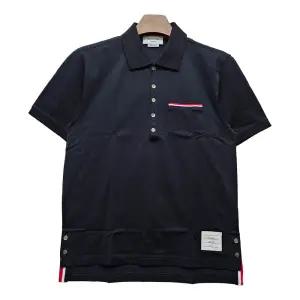 톰브라운 남성 삼선 포켓 폴로 티셔츠 MJP022A 01455 415 117806753