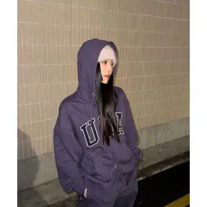 WHO.A.U USA Over fit Hood Zip-up / WHMZG2291U1320815